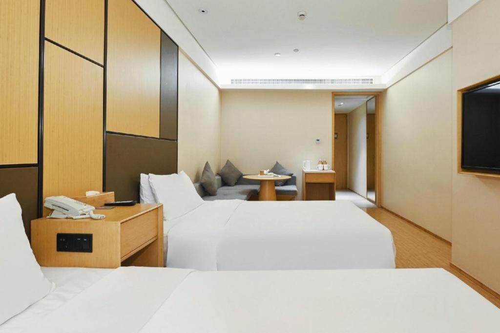Ji Hotel Shanghai Hongqiao Yan'An XI Road Екстер'єр фото