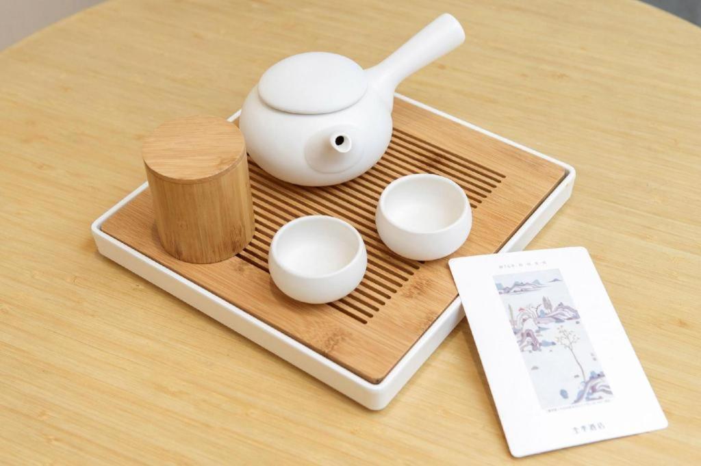 Ji Hotel Shanghai Hongqiao Yan'An XI Road Екстер'єр фото