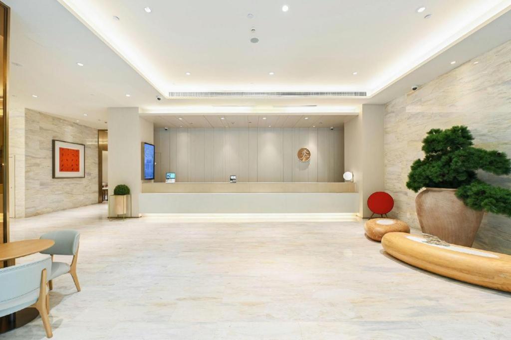 Ji Hotel Shanghai Hongqiao Yan'An XI Road Екстер'єр фото